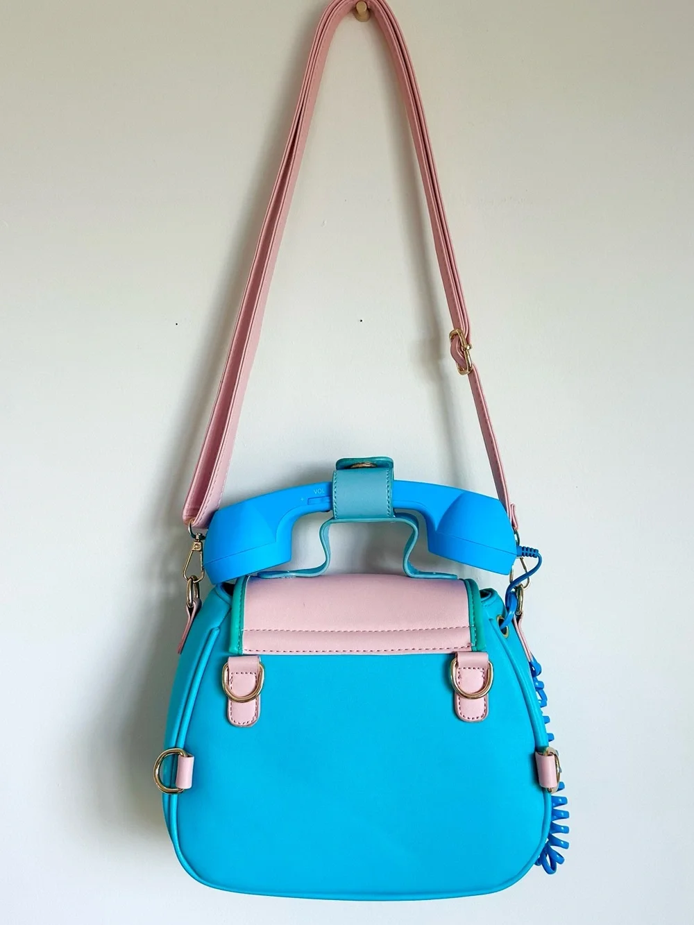 BEWALTZ Ring Ring Convertible Phone Handbag in Mermaizing Blue